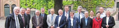 Group photo of the Niels Bohr Archive's Scientific Advisory Board